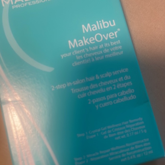 NIB MALIBU MAKEOVER - Picture 2 of 3